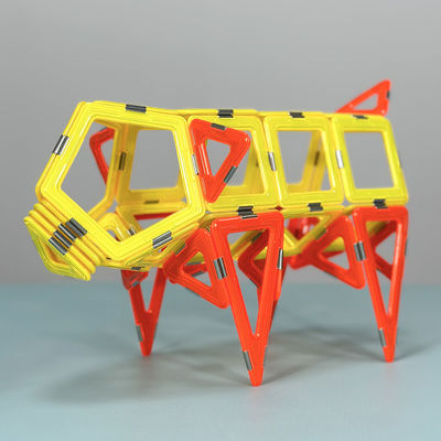comprar Educación temprana popular Tejas magnéticas Animales estructuras de cerdos Bloques magnéticos online manufacture
